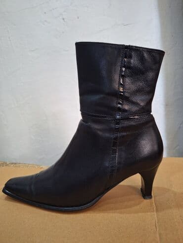 сапоги из натурального меха и кожи: Сапоги, 38, Б/у, цвет - Черный, Самовывоз — 1