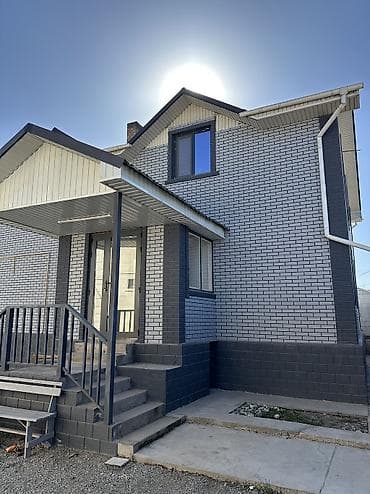 Кыймылсыз мүлк: 🔥Продается Мансардный дом🔥 🏡Район: Ак Ордо 1 ✅Участок:5 соток — 5