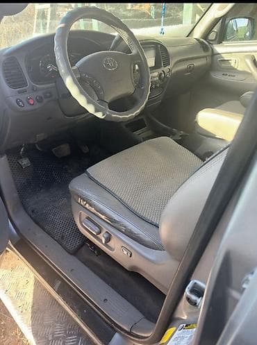 скупка котолизатор: Toyota Sequoia: 2005 г., Бензин, Внедорожник — 6