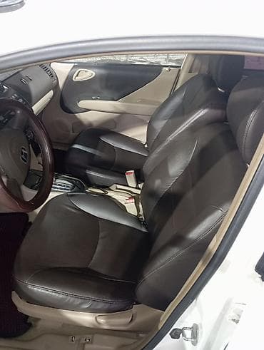 cx 9: Honda Jazz: 2004 г., 1.3 л, Автомат, Бензин, Седан — 7