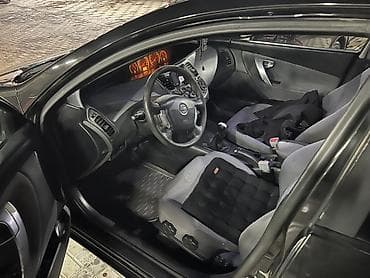 e star: Nissan Primera: 2005 г., Ручные, Седан — 1
