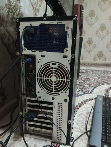 мышка компьютера: Компьютер, ядер - 8, ОЗУ 8 ГБ, Игровой, Б/у, HDD + SSD — 3