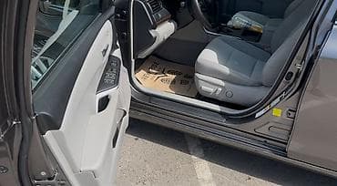 Унаа сатуу: Toyota Camry: 2017 г., 2.5 л, Автомат, Бензин, Седан — 4