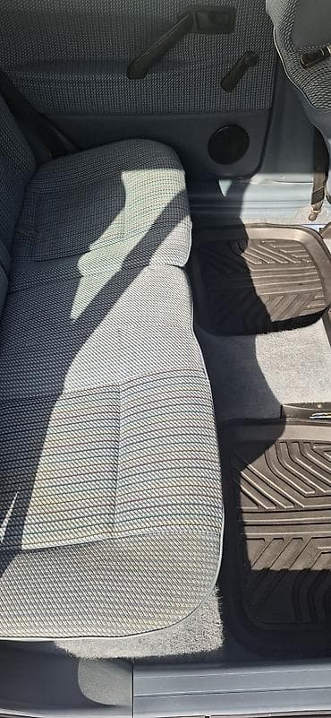 golf 5: Volkswagen Passat: 1992 г., 1.8 л, Механика, Бензин, Универсал — 6