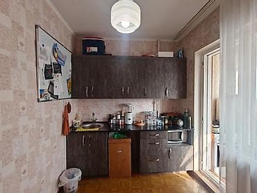 3: 1 комната, 35 м², 10 мкр 105 серия, 3 этаж — 3