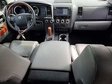 suv: Toyota Sequoia: 2021 г., Автомат, Бензин, Внедорожник — 3