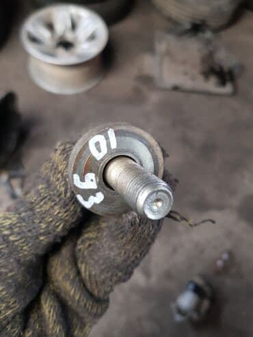 ремкомплект кулисы митсубиси спейс стар: Mitsubishi Pajero io болт шкива коленвала, Митсубиси паджеро Ио — 1