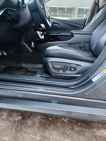 Toyota: Toyota Prius: 2019 г., 1.8 л, Вариатор, Гибрид, Хэтчбэк — 9