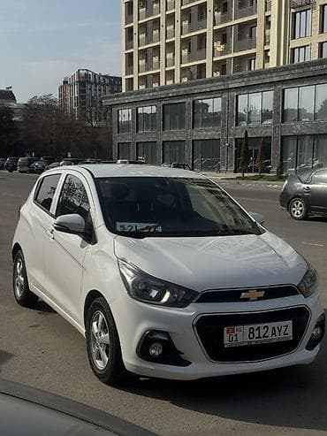 Продажа авто: Chevrolet Spark: 2015 г., 1 л, Автомат, Бензин, Хэтчбэк — 1