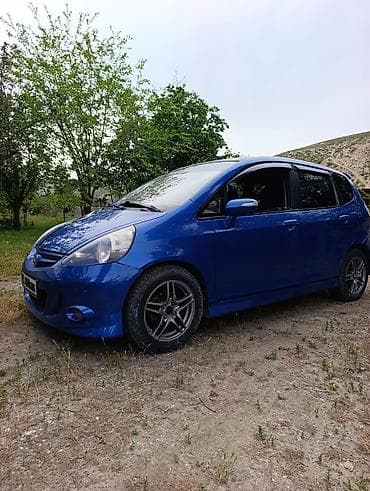 Honda Fit: 2007 г., 1.3 л, Вариатор, Бензин, Хетчбек — 2