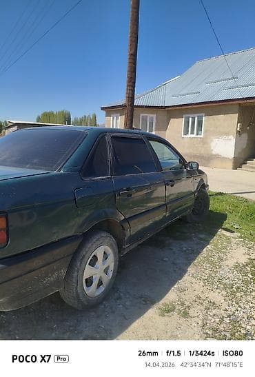 Volkswagen: Volkswagen Passat: 1991 г., 1.8 л, Механика, Бензин, Седан — 4