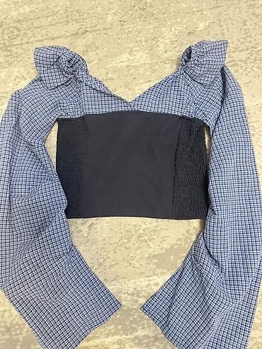 Пальто: В продаже укороченная блузка синего цвета с воротником и руковами в — 4