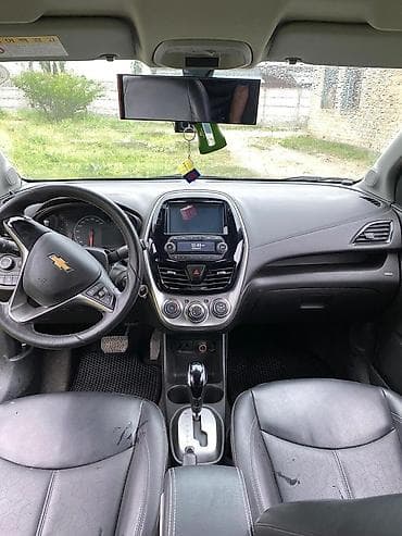 Транспорт: Chevrolet Spark: 2018 г., 1 л, Автомат, Бензин, Хэтчбэк — 5