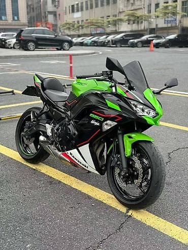 Мототехника: Спортбайк Kawasaki, 650 куб. см, Бензин, Чоңдор үчүн, Жаңы, Бөлүп төлөө менен — 1