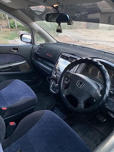 1: Honda Stream: 2002 г., 1.7 л, Автомат, Бензин, Минивэн — 10