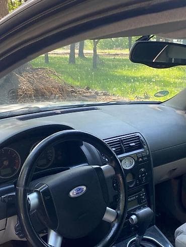 форь: Ford Mondeo: 2001 г., 2 л, Автомат, Газ, Хэтчбэк — 3