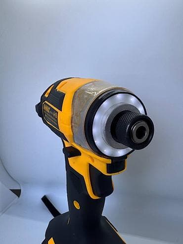 Инструменты: Аккумуляторный ударный гайковерт DeWALT DT0173 (бесщеточный) Доставка — 8