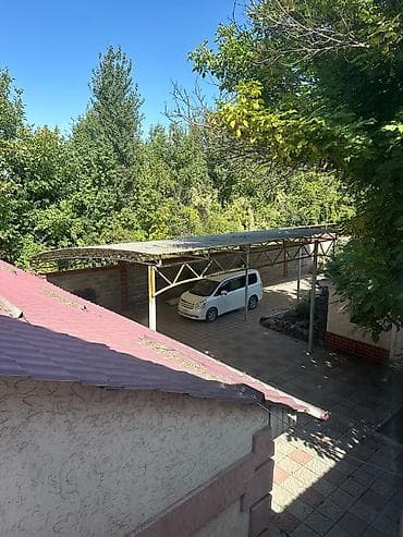 Үйлөр: Продаётся 2 дома с земельным участком 17 соток. Начало Новопокровки — 3