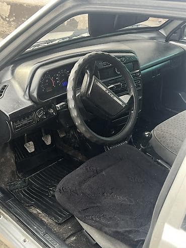 ВАЗ (ЛАДА) 2114 Samara: 2007 г., 2 л, Ручные, Бензин, Хэтчбэк — 4