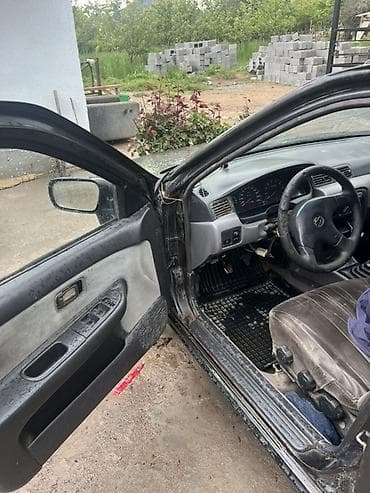 Продажа авто: Nissan Sunny: 1995 г., 1.6 л, Механика, Бензин, Седан — 8