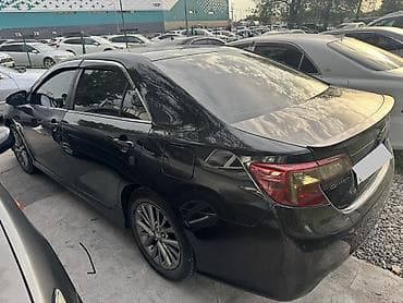 4 7: Toyota Camry: 2013 г., 2.5 л, Автомат, Бензин, Седан — 4