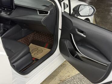 corolla runx: Toyota Corolla: 2021 г., 1.8 л, Вариатор, Гибрид, Седан — 10