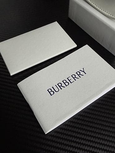 burberry шарф: Солнцезащитные очки очки, Burberry, Унисекс, Прямоугольные, Регулируемые носоупоры — 5