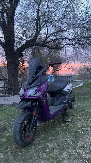 акрапович на мопед: Тип скутера 160 куб. см, Бензин, Б/у — 2