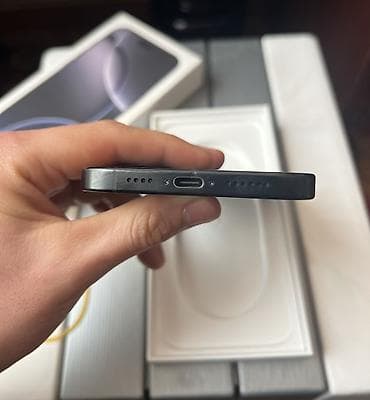 iphone 8 pluse: IPhone 16 Pro Max, Б/у, 256 ГБ, Black Titanium, Коробка, 97 % — 4