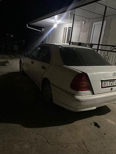 полка на спринтер: Mercedes-Benz C-Class: 1999 г., 2 л, Механика, Седан — 4