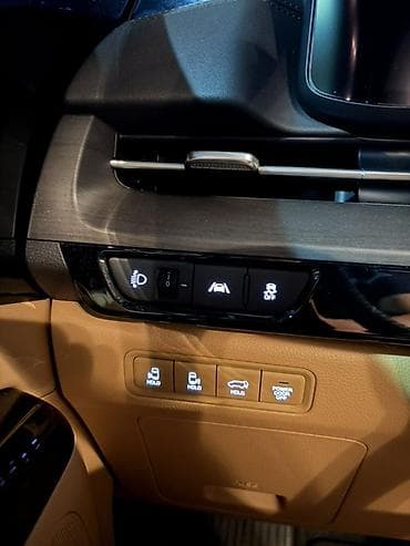 сиденье на карнивал: Kia Carnival: 2021 г., 2.2 л, Автомат, Дизель, Минивэн — 8