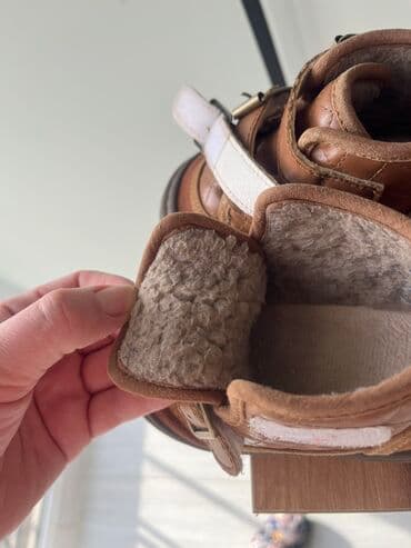 обувь для малышей: Детские ботинки . Деми и на зиму можно 
Размер 23 — 2