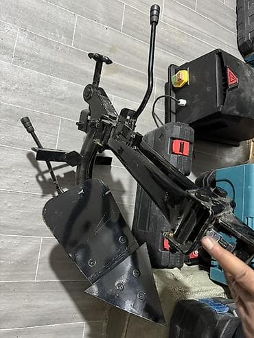 Плуги для мотоблоков: Оборудование для обработки почвы: навесной однокорпусный плуг для — 2