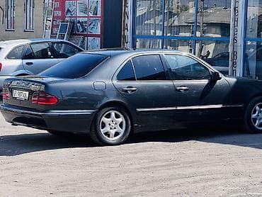 gl x164: Mercedes-Benz E-Class: 2001 г., 2.6 л, Автомат, Бензин, Седан — 6