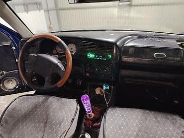 киа ceed: Volkswagen Golf: 1992 г., Ручные, Хэтчбэк — 4