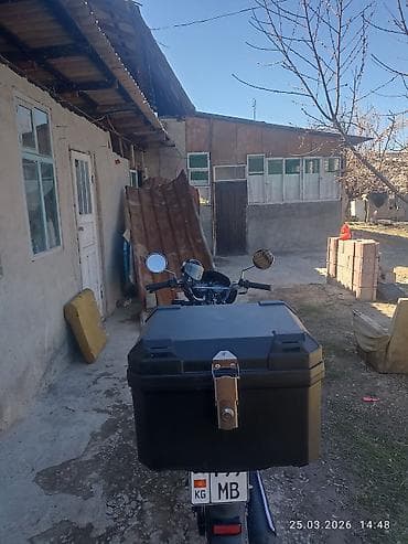 мото питбайк: Мотоцикл Honda Cd 100, дорожный класс, с установленным кофром. пробег — 5