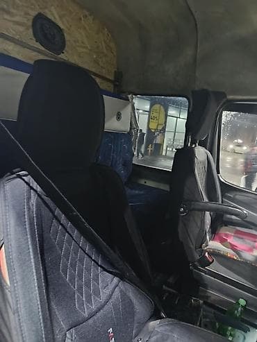 спринтер салон: Легкий грузовик, Mercedes-Benz — 3