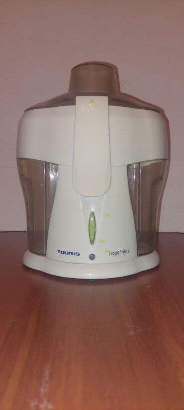 соковыжималка бу: Соковыжималка, Самовывоз, Платная доставка — 1