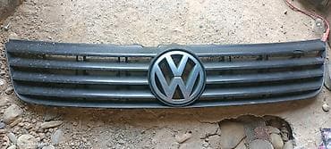 Автозапчасти: Решетка радиатора Volkswagen 2000 г., Б/у, Оригинал — 1