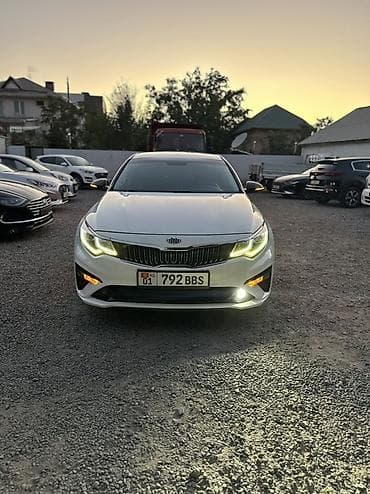 200000 автомат: Kia K5: 2020 г., 2 л, Автомат, Газ, Седан — 1