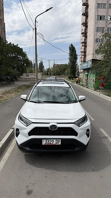 5: Toyota RAV4: 2021 г., 2.5 л, Вариатор, Гибрид, Кроссовер — 9