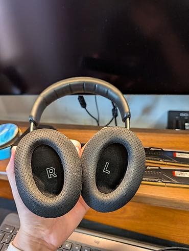 music: Bose QuietComfort Ultra gen 1, цвет Black. - Активное шумоподавление — 1