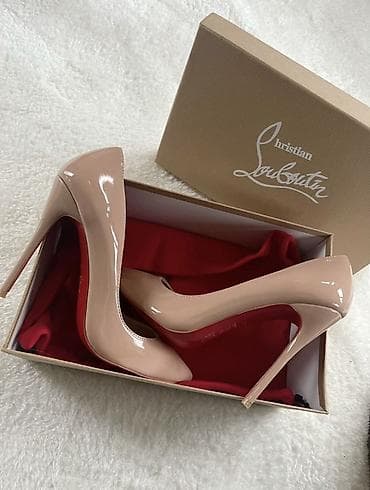 Туфли: Туфли, 35, 35.5, Christian Louboutin, Новый, цвет - Бежевый, Самовывоз, Платная доставка — 2
