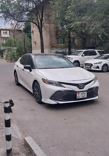 Toyota Camry: 2018 г., 2.5 л, Автомат, Бензин, Седан — 1