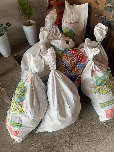 каменная соль: Катык нандар сатылат 1 кап 300 сом, мал, бука, тоокторго берсениздер — 1