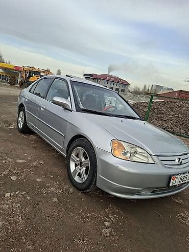 Honda Civic: 2001 г., 1.7 л, Автомат, Бензин, Седан
