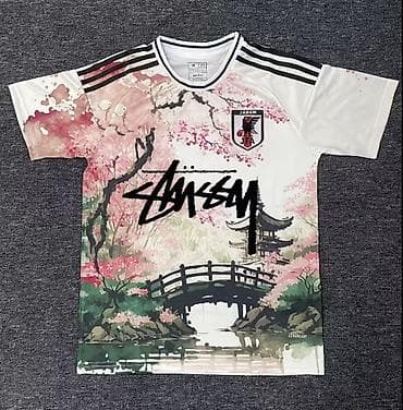 Мужская одежда: Футбольная футболка с художественным принтом “Japan” - Белая основа с — 1