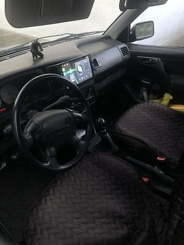 сидение на голф3: Volkswagen Golf: 1997 г., 1.6 л, Механика, Бензин, Хэтчбэк — 4