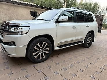 Toyota Land Cruiser: 2015 г., 4.6 л, Автомат, Бензин, Внедорожник