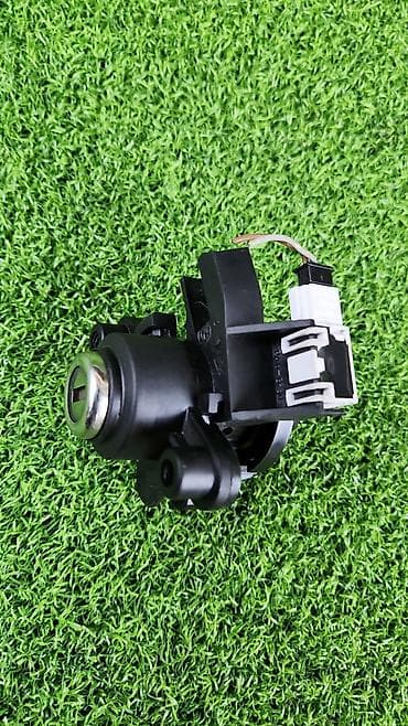 замок багажника бмв: Замок багажника BMW 2003 г., Б/у, Оригинал, Германия — 1